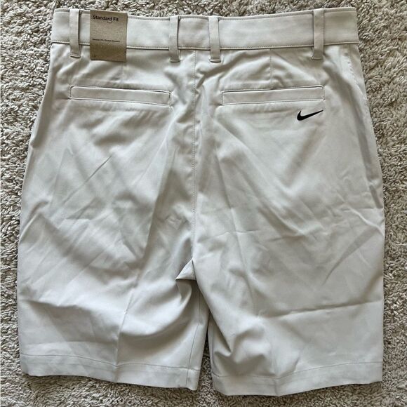 Nike Tour Repel 8" Chino Dri-Fit Golf Shorts - Picture 9 of 10